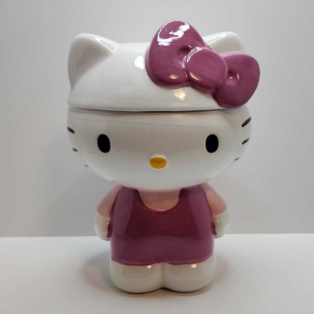Hello Kitty Body Canister/Cookie Jar NWT